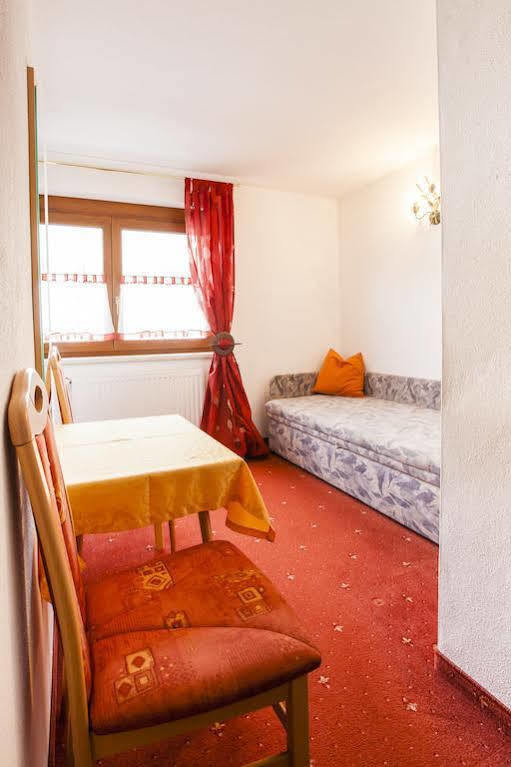 Bed and Breakfast Haus Steinbock Neustift im Stubaital Exterior foto